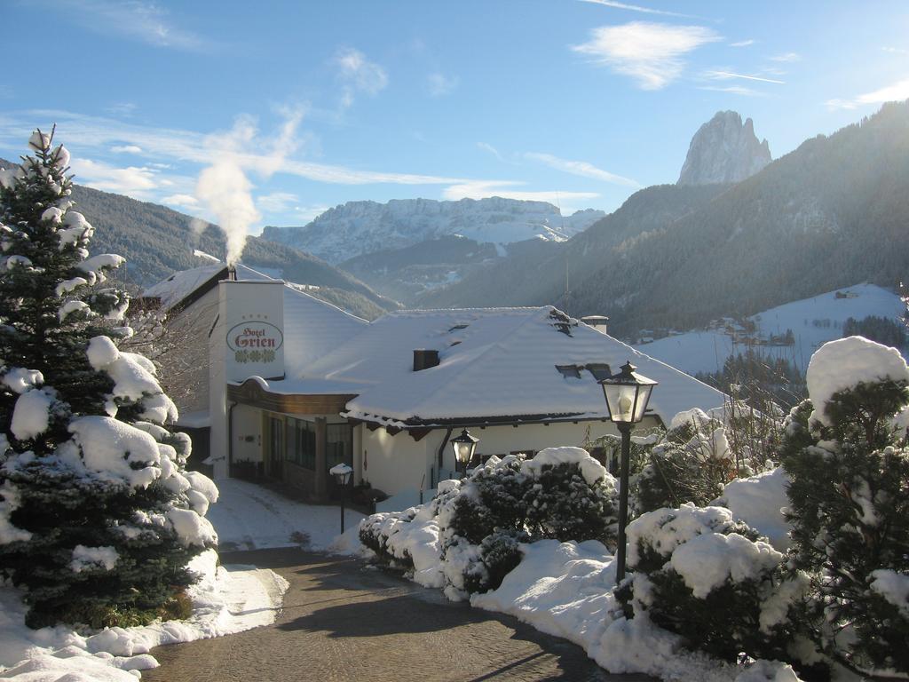 Hotel Grien Urtijëi Buitenkant foto